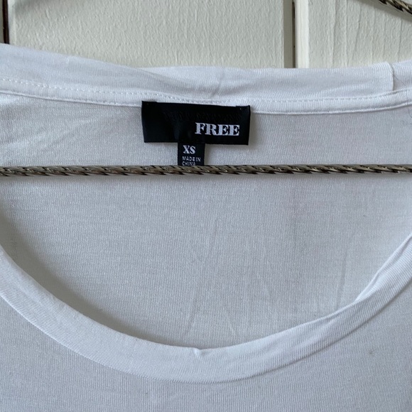 Wilfred free white tshirt - Picture 2 of 6